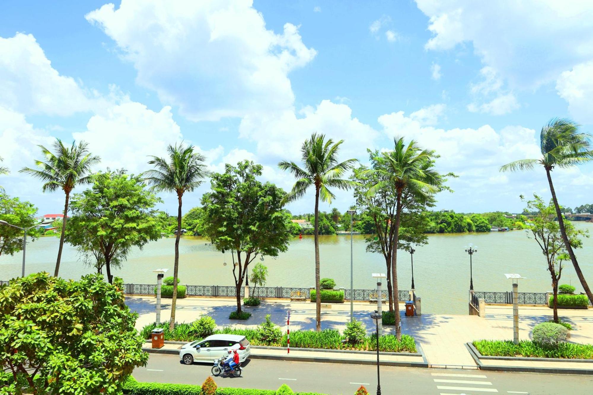 Bcons Riverside Hotel Binh Duong Thu Dau Mot Kültér fotó